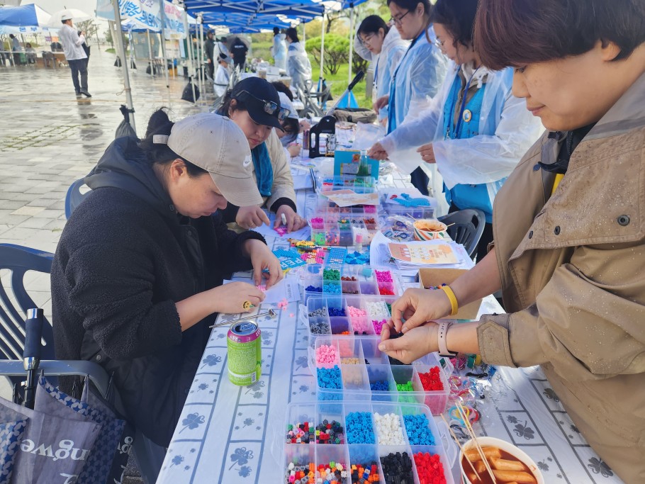 8406ae4d19974543557db200f9221dcf_1760319